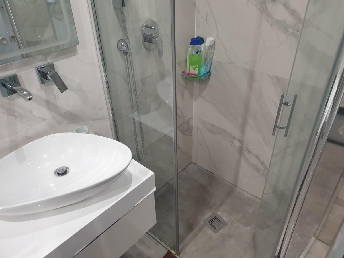 شقة Atico Con Terraza Y Jacuzzi En El Centro فالنسيا المظهر الخارجي الصورة